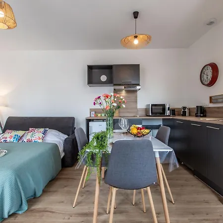 Cap Ocean-16 By Interhome Appartement *