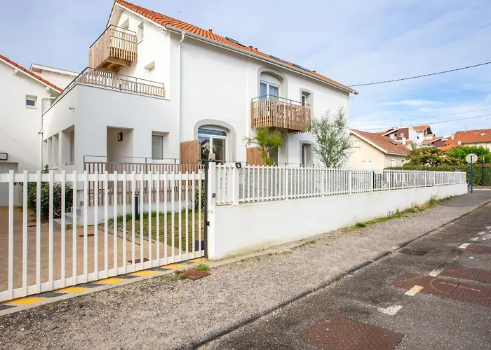 Cap Ocean-16 By Interhome Daire